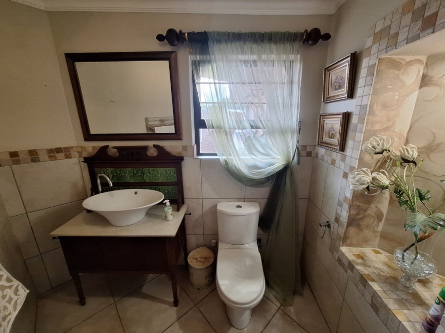 4 Bedroom Property for Sale in Sasolburg Ext 23 Free State
